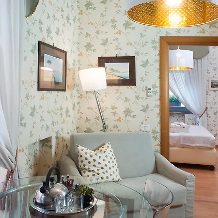 Residenza Echia * نابولي
