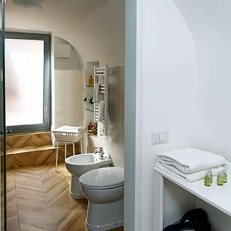 Residenza Echia דירה *