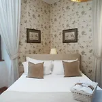 Residenza Echia *